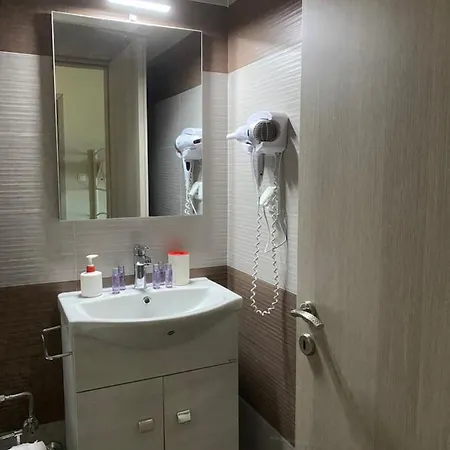 Tsatsoni Apartment *