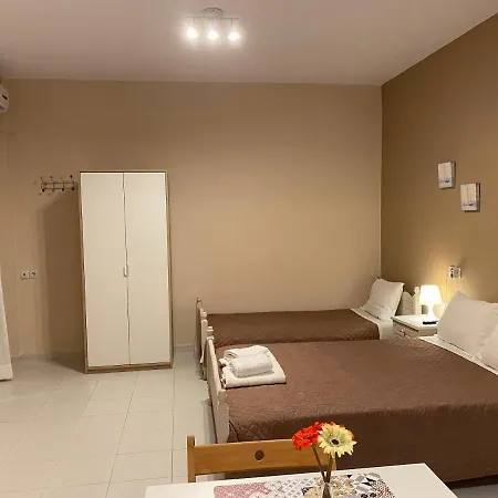 Tsatsoni Apartment *