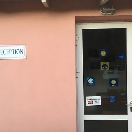 Tsatsoni *
