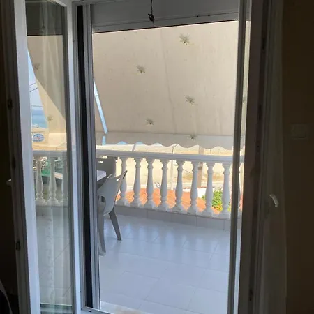 아파트 Tsatsoni *